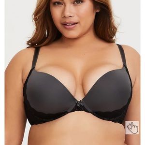Torrid 48C push-up plunge bra
